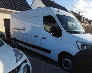 Μεταφορέας Βαν Renault master σε Liévin Γαλλία